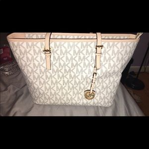 Michael Kors tote